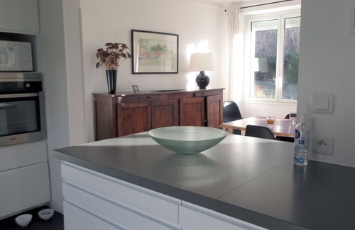 Caussou House | Holiday Home 'Le Marmare' with Mountain View, Private Terrace and Wi-Fi
