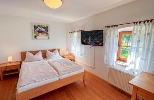 Regau House | Holiday Home Lehner im Wald by Interhome
