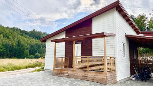 Ljungskile House | Holiday Home Ljungskile