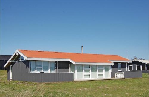 Nr. Lyngby Strand House | Holiday Home Lokken 21 With Hot Tub