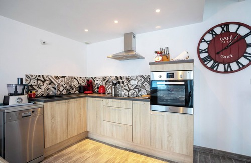 Pleubian House | Holiday Home 'Maison Du Sillon' with Private Terrace and Private Garden
