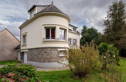 Val-d'Oust House | Holiday Home 'Maison Dans Le Morbihan' with Private Garden