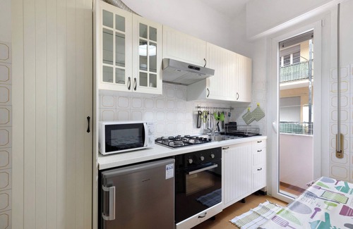 Finalborgo Apartment | Holiday Home 'Marina' with Balcony