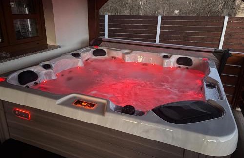 Gospic House | Holiday home Marta in nature with jacuzzi