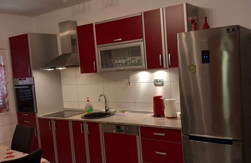 Slatine House | Holiday home mit Klimaanlage und Garten
