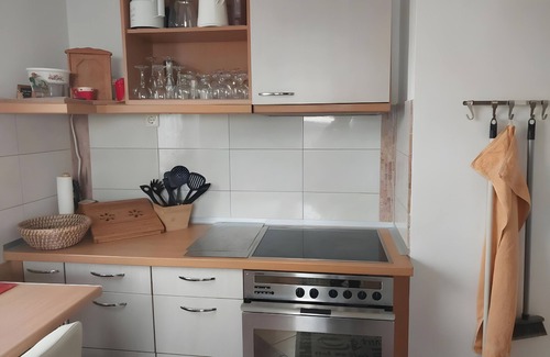 Sudstadt House | Holiday Home 'Mit Terasse' with Private Terrace and Balcony
