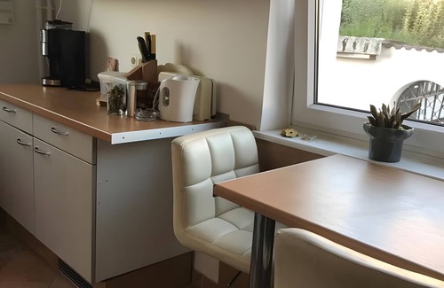 Sudstadt House | Holiday Home 'Mit Terasse' with Private Terrace and Balcony
