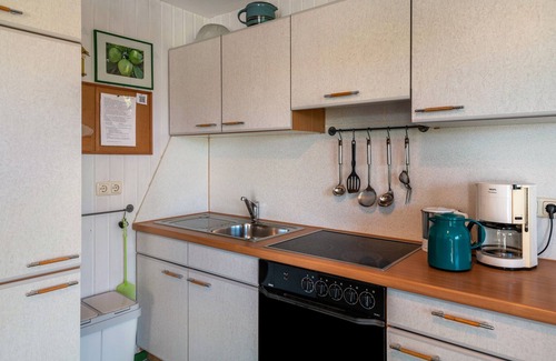 Meschendorf House | Holiday home 'Möve ABA Bungalow 61' with private terrace and WLAN