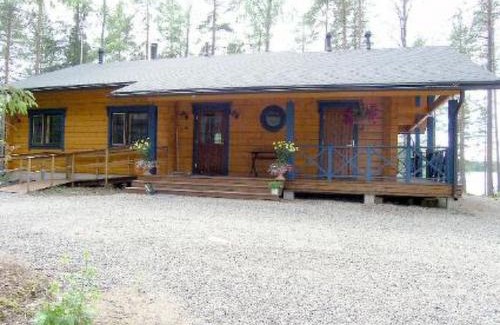 Haapamaki House | Holiday Home Mustikka by Interhome