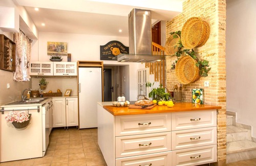 Kallithea House | Holiday Home near Beach in Afandou