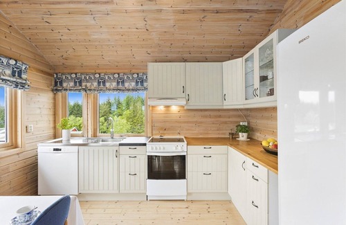 Austrheim House | Holiday home near Bergen, Norway