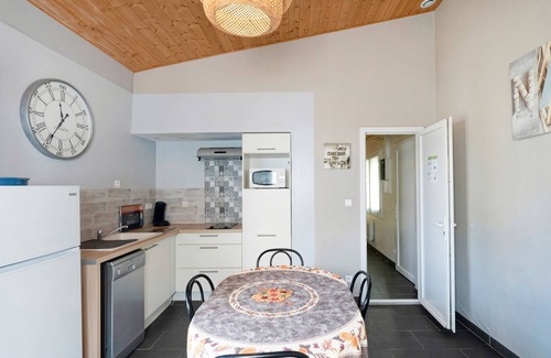 Lesperon House | Holiday Home 'Océan - Domaine Des Landes' with Shared Pool, Terrace and Shared Garden
