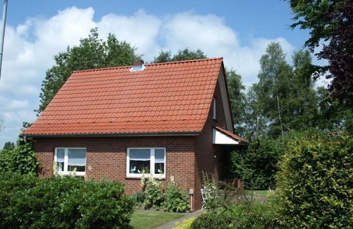 Granstedt Apartment | Holiday home Osteland