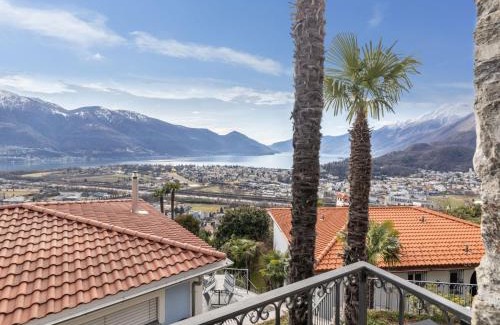 Locarno House | Holiday Home Palm Cottage by Interhome