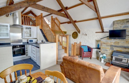 Haverfordwest House | Holiday Home Palmerston Primrose by Interhome