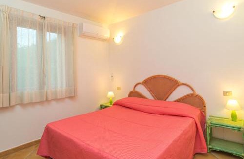 Costa Rei House | Holiday Home Rei Sole Trilo - REI320 by Interhome