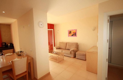 Campos House | Holiday Home 'Residence Club El Paraiso 30' with Sea View, Wi-Fi and Air Conditioning