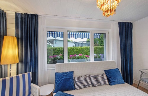 Kummerow House | Holiday Home 'Ruheoase' Kummerower See with Private Garden – 300m to the Harbor
