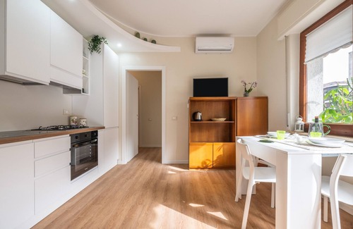Province of Cagliari House | Holiday Home 'Sa Mariposa' with Balcony, Wi-Fi and Air Conditioning