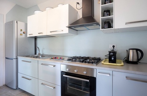Porto Palo House | Holiday Home 'Sea House' with Sea View, Wi-Fi and Air Conditioning