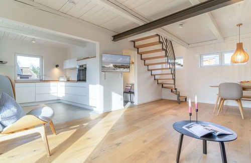 Tating House | Holiday home Seapoint in Tating for up to 4 persons