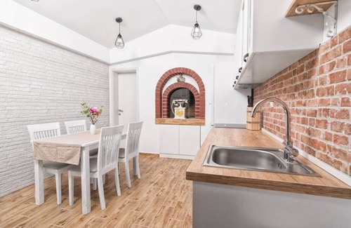 Kastel Novi House | Holiday Home Secret