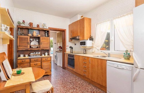 Sant Tomas House | Holiday Home 'St Tomas Rustic V Pool Beachside' with Sea View, Private Pool and Wi-Fi