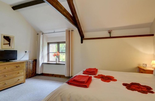 Brayford House | Holiday Home Station Barn by Interhome
