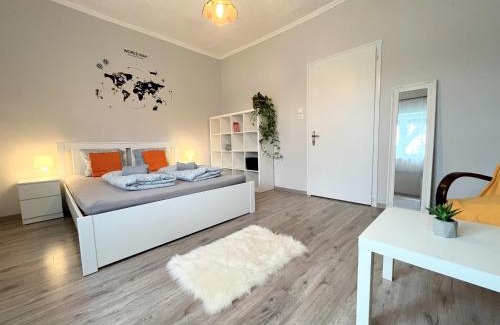 Szulok Apartment | Holiday Home Szulok
