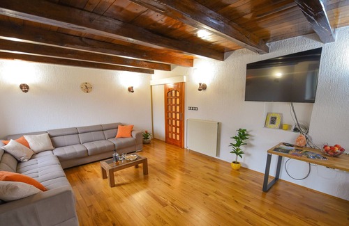 Cerklje ob Krki House | Holiday Home Toplica Natura with natural thermal Bath