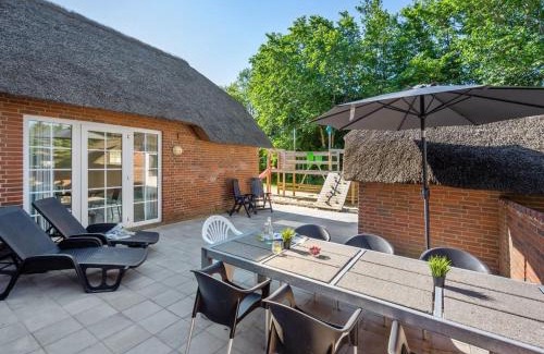 Øhuse House | Holiday Home Thana - 1-4km from the sea by Interhome