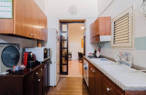 Torre Lapillo House | Holiday Home 'Titti' with Private Terrace, Private Garden and Air Conditioning