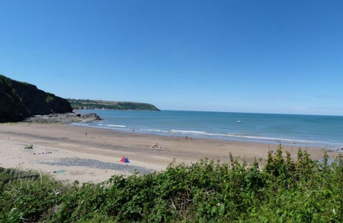 Tan-y-groes House | Holiday Home Tresaith by Interhome