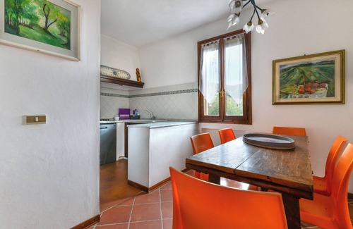 Lacona House | Holiday Home 'Trilocale Lavanda A Lacona' with Sea View, Shared Pool and Wi-Fi