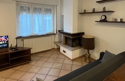 Vergiate Apartment | Holiday home two lakes