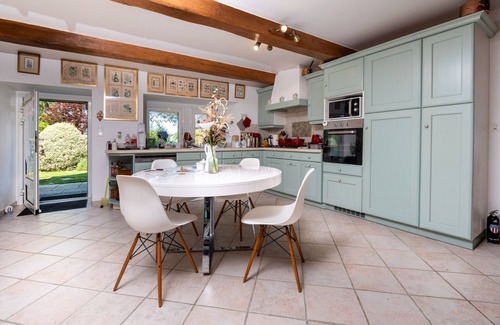 Brech House | Holiday Home 'Ty Al Louarn - Pool - Spa' with Private Terrace, Shared Garden and Wi-Fi