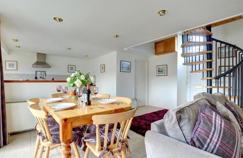Dyffryn Ardudwy House | Holiday Home Tyn Llan by Interhome