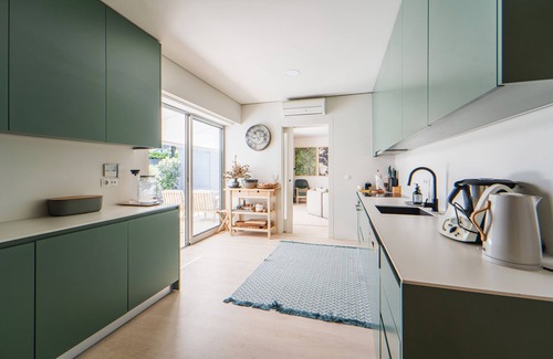 Viana do Castelo House | Holiday Home 'Viana Vista Villa' with Private Pool, Wi-Fi and Air Conditioning