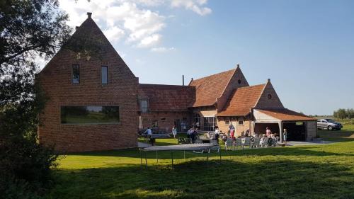 Kaaskerke House | Holiday Home Victoria Fields