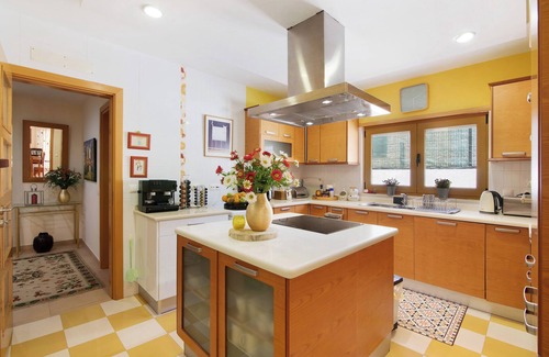 Barrocal House | Holiday Home 'Vila Isabel' with Private Pool, Wi-Fi and Air Conditioning