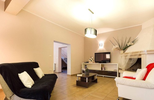 Cere House | Holiday home Villa August M