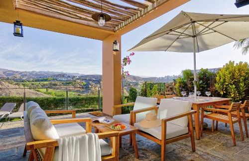 Salobre Villa | Holiday Home Villa Gema