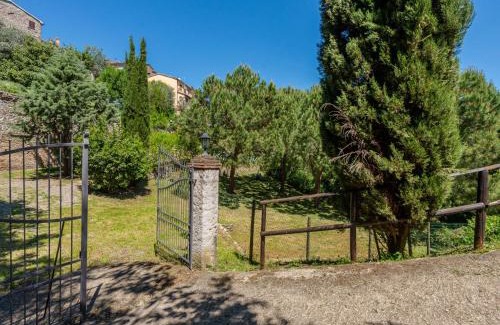 Montorgiali House | Holiday Home Vittorio by Interhome