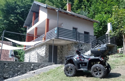 Caglin House | Holiday Home Vrata Bedemgrada