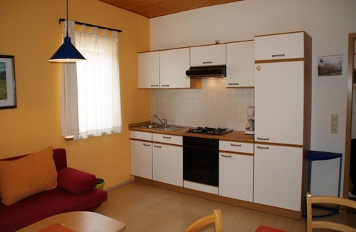 Grossbreitenbach House | Holiday Home with Garden