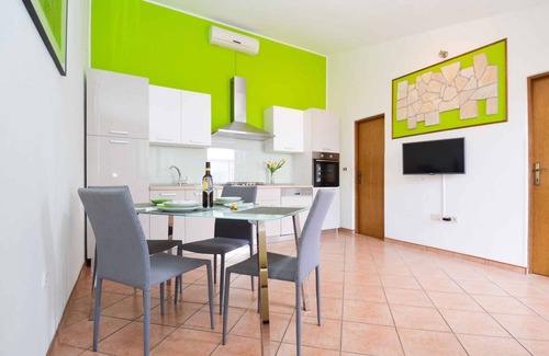 Manjadvorci House | Holiday home with air conditioning