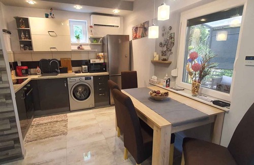 Keszthely House | Holiday home with air conditioning, internet and free use of bicycles