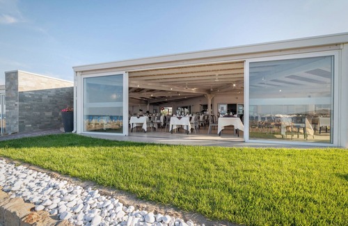 Isola Albarella House | Holiday home with air conditioning and terrace