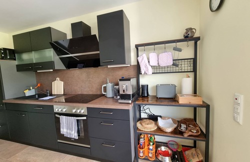 Traunstein Apartment | Holiday home with garden and mountain view
