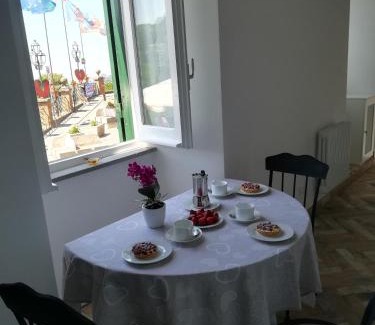 Nemi Apartment | Holiday Homes - mini spa - Nemi (Roma)